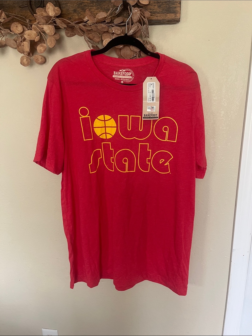 NWT Iowa State Graphic Tees Size Xl